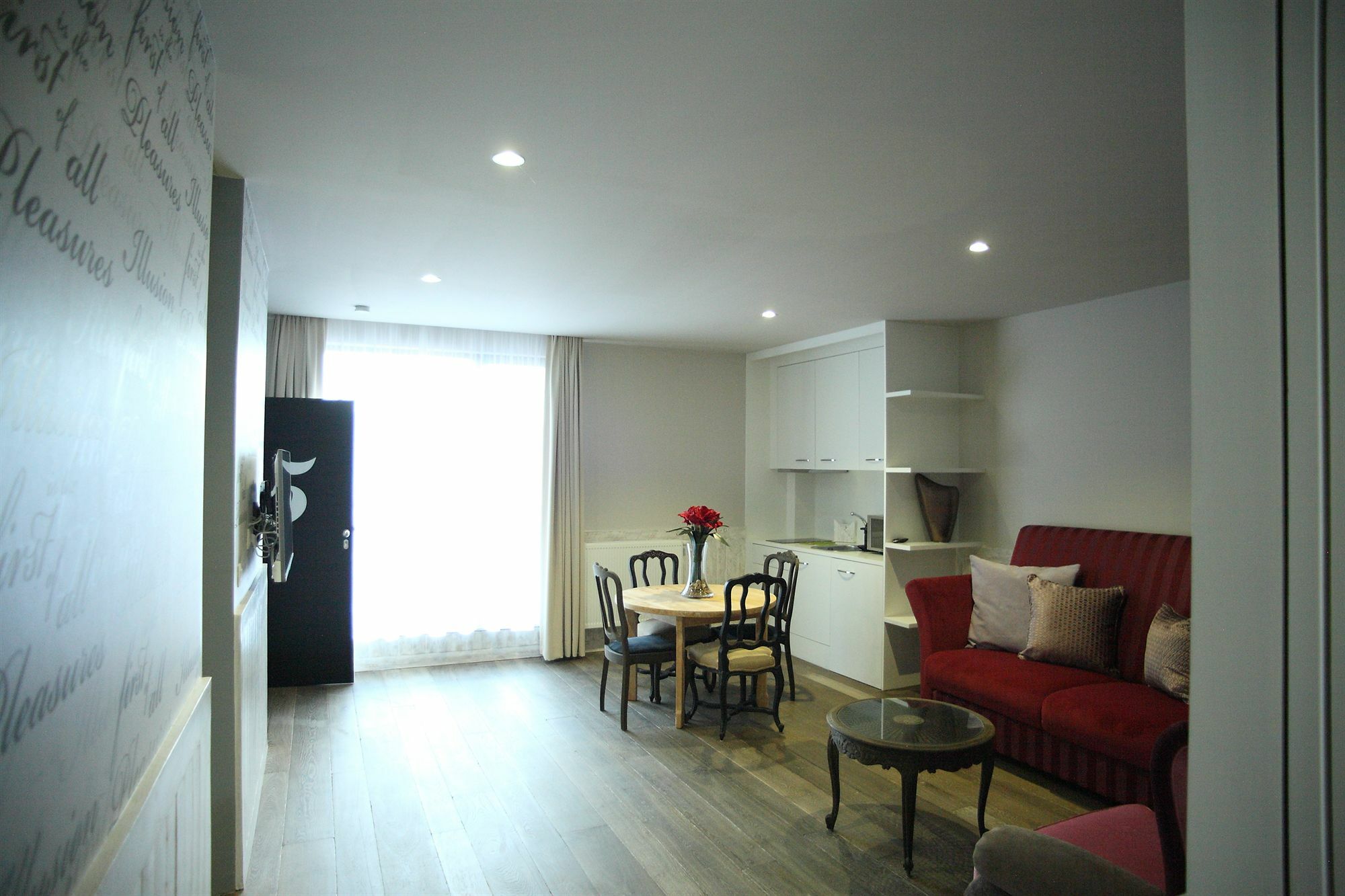 Aparthotel L'Impronta Etterbeek エクステリア 写真